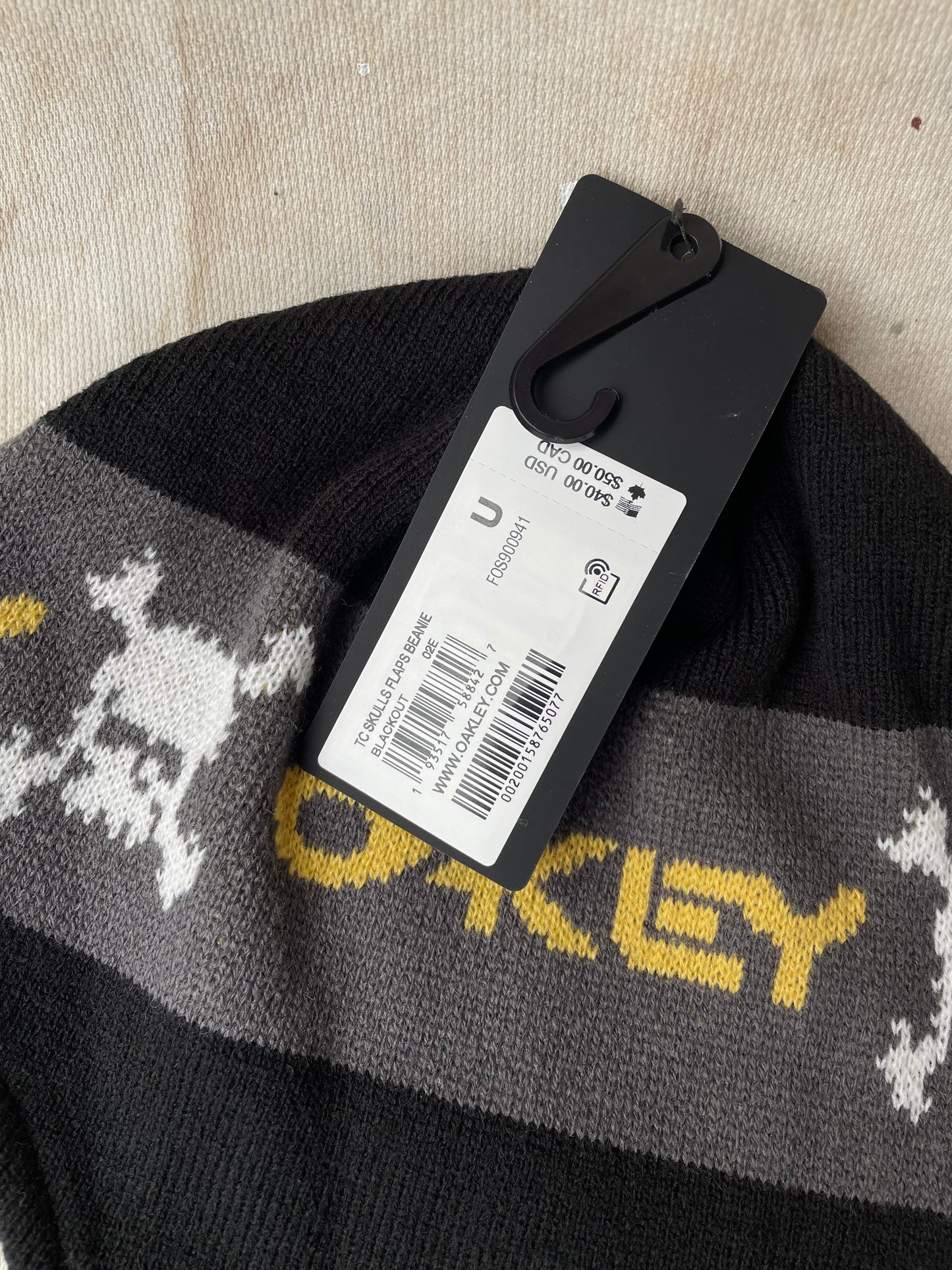 Oakley Skulls Flap Beanie OSFA