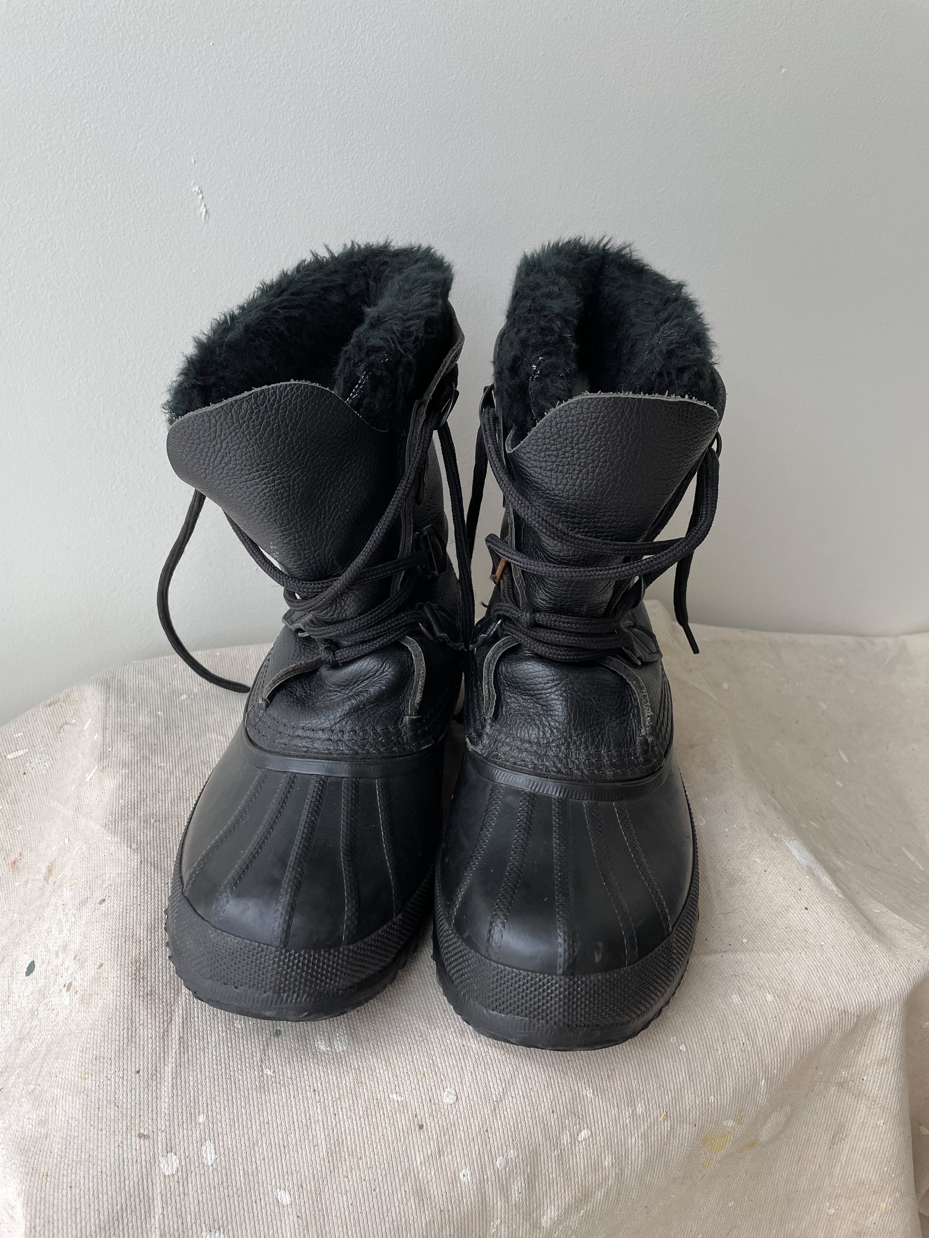 sorel black duck boots