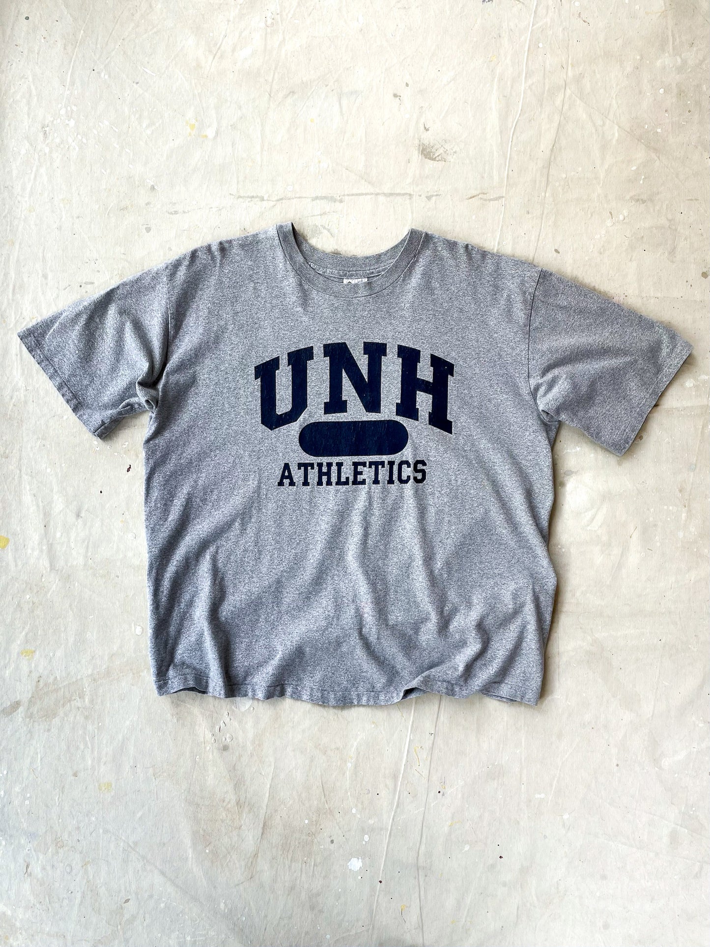 90's UNH Athletics T-Shirt—[XXL]