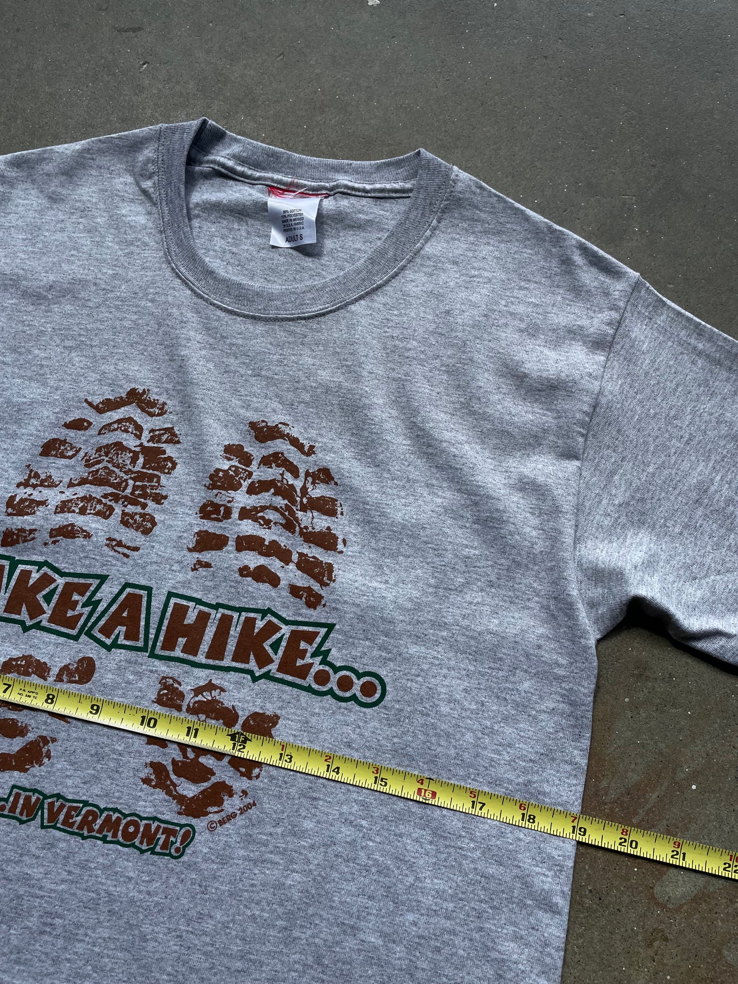 90’s Take A Hike In Vermont T-Shirt—[S]