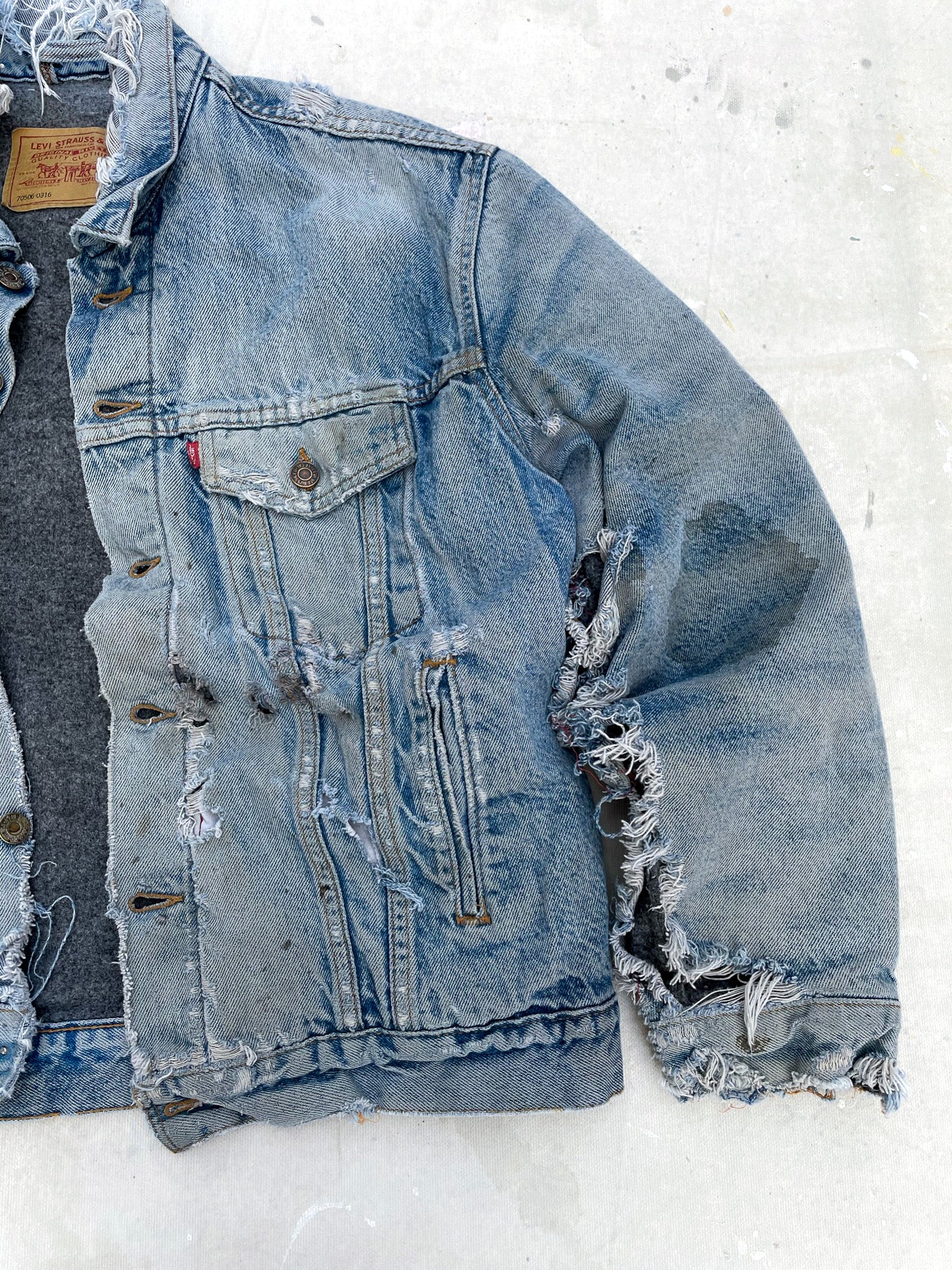 Vintage 2000s Levi Strauss Blue Denim Jean Jacket Button Up Size XL |  SidelineSwap