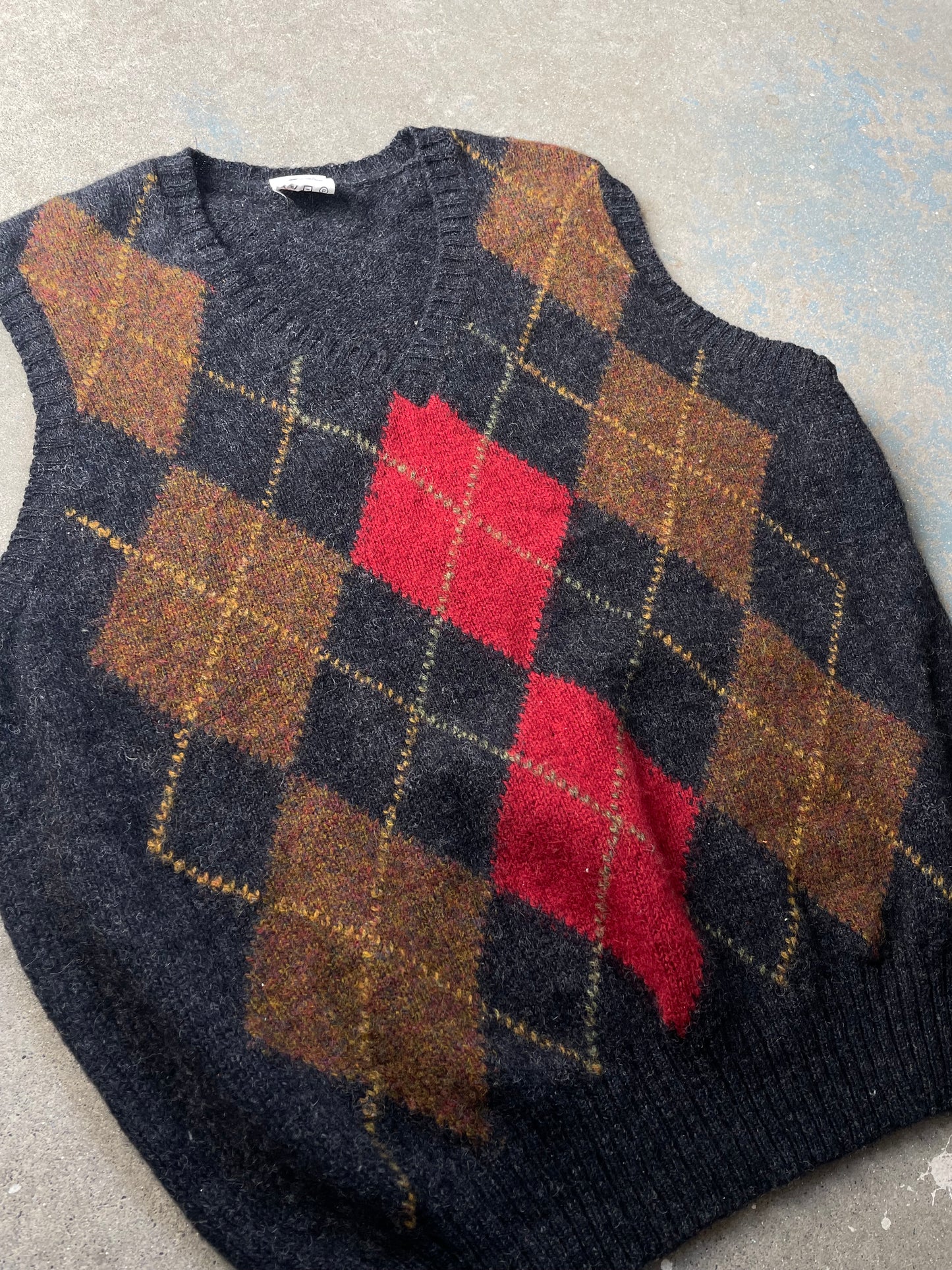 Shetland Wool Argyle Sweater Vest—[L/XL]