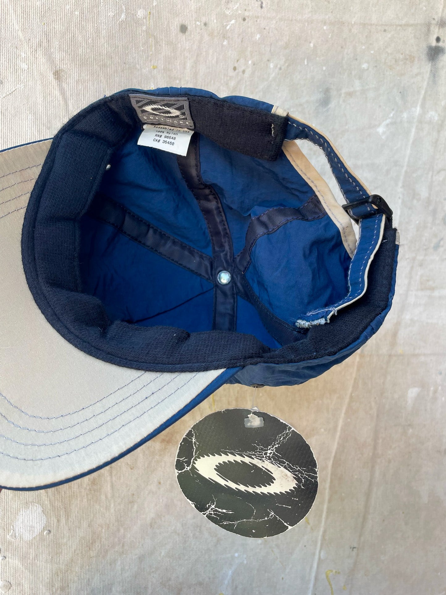 Deadstock Oakley Hat—[OSFM]