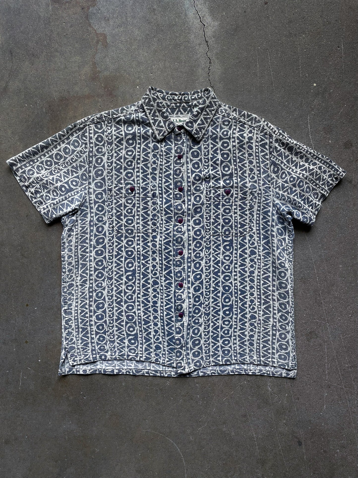 Vintage L.L.Bean Woven Geometric Short Sleeve Shirt—[L]