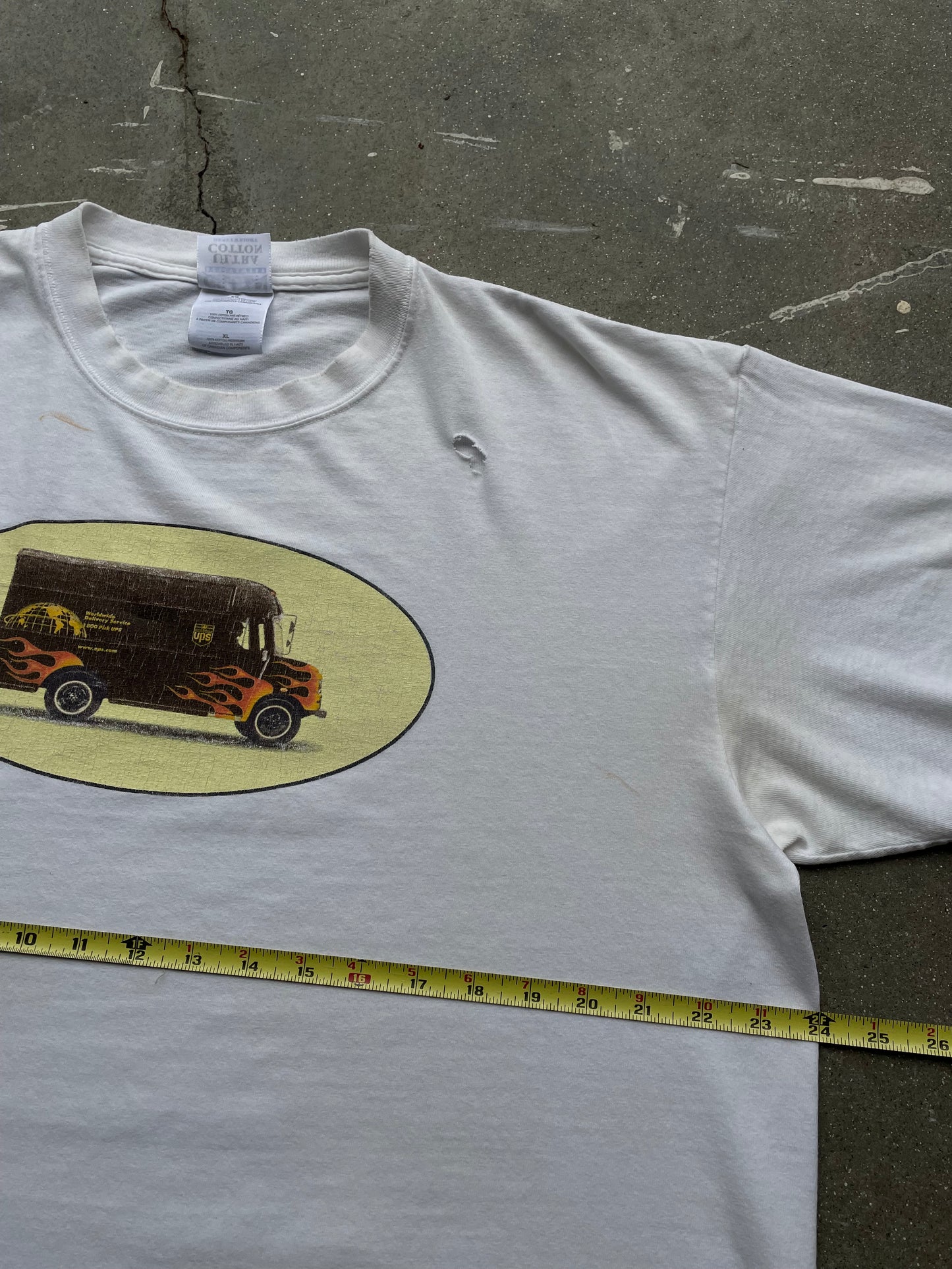 90s Flames UPS Race Car T-Shirt—[XL]