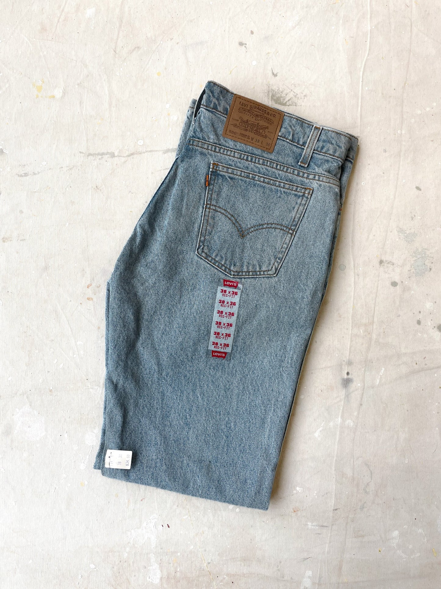 Levi's 505 Orange Tab Jeans—[38x36]