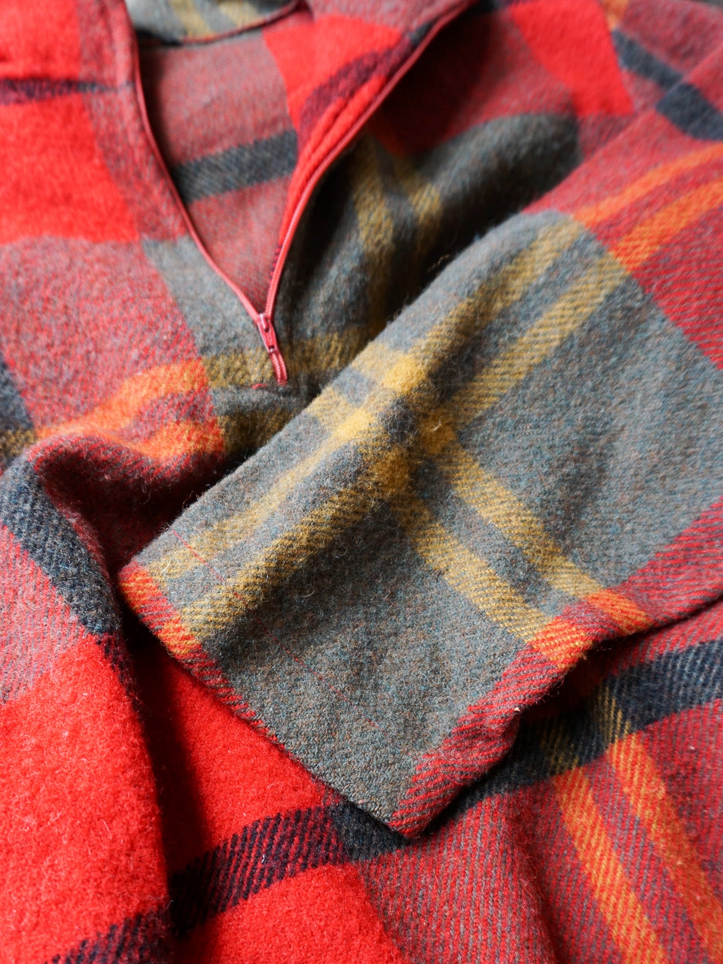 1950's Wool Plaid Pullover—[L]