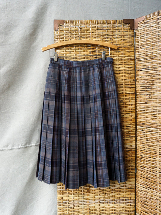 Plaid Pleated Midi Skirt—[27]