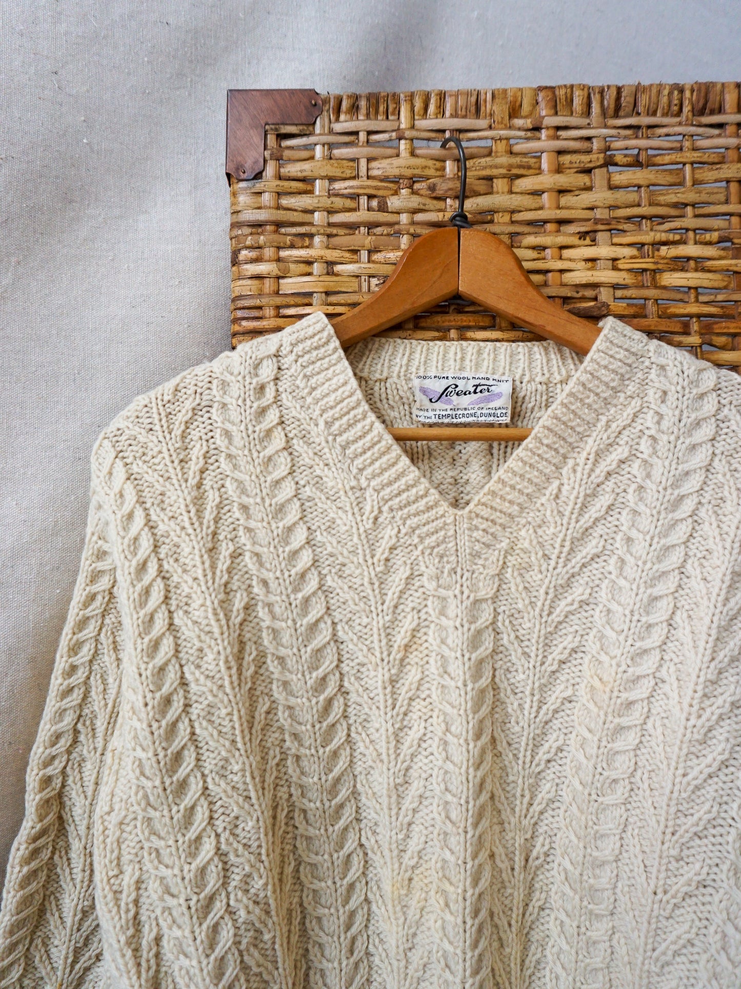 Templecrone Hand Knit Aran Sweater—[M]