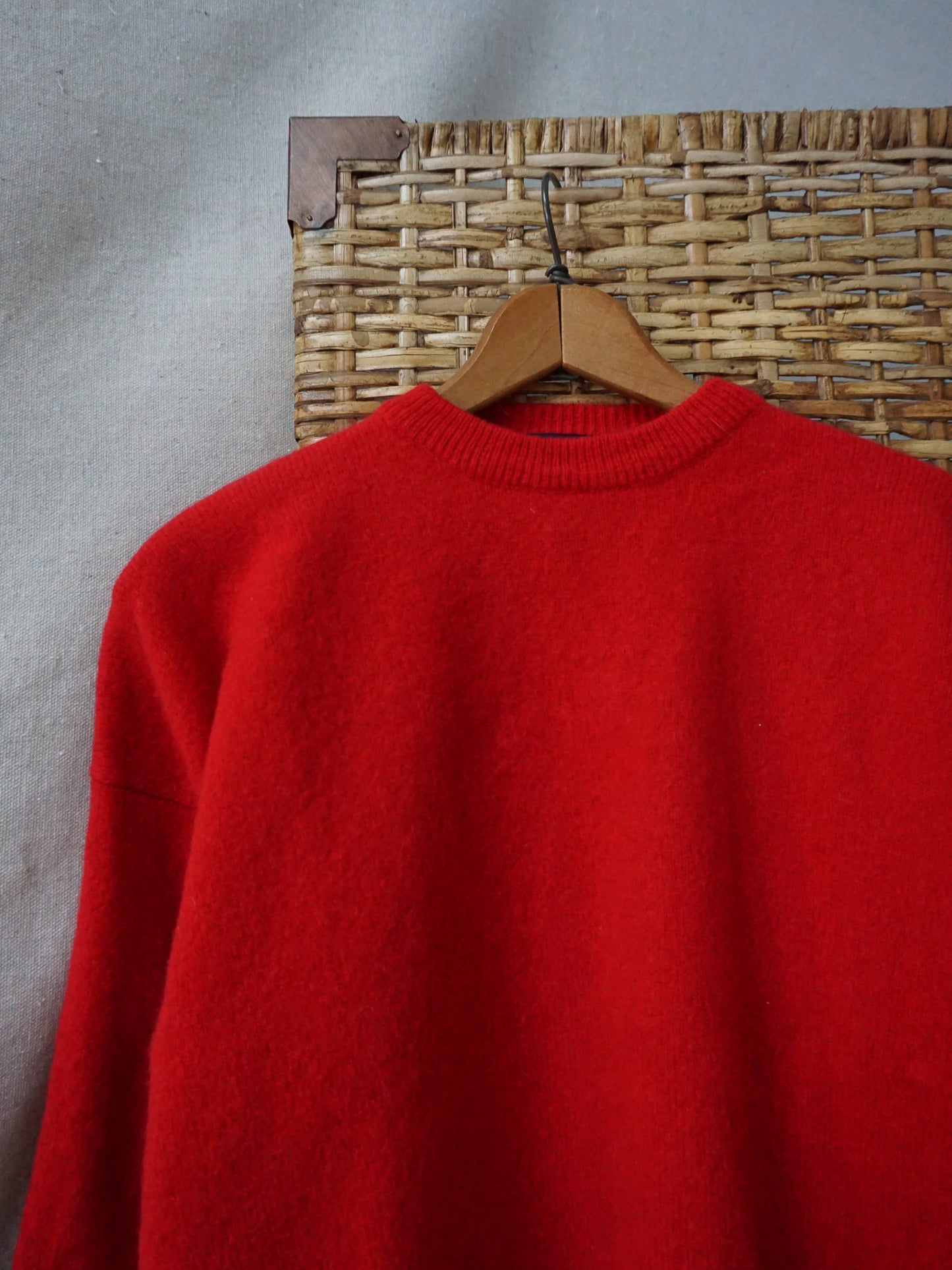 Abercrombie & Fitch Wool Sweater—[M]