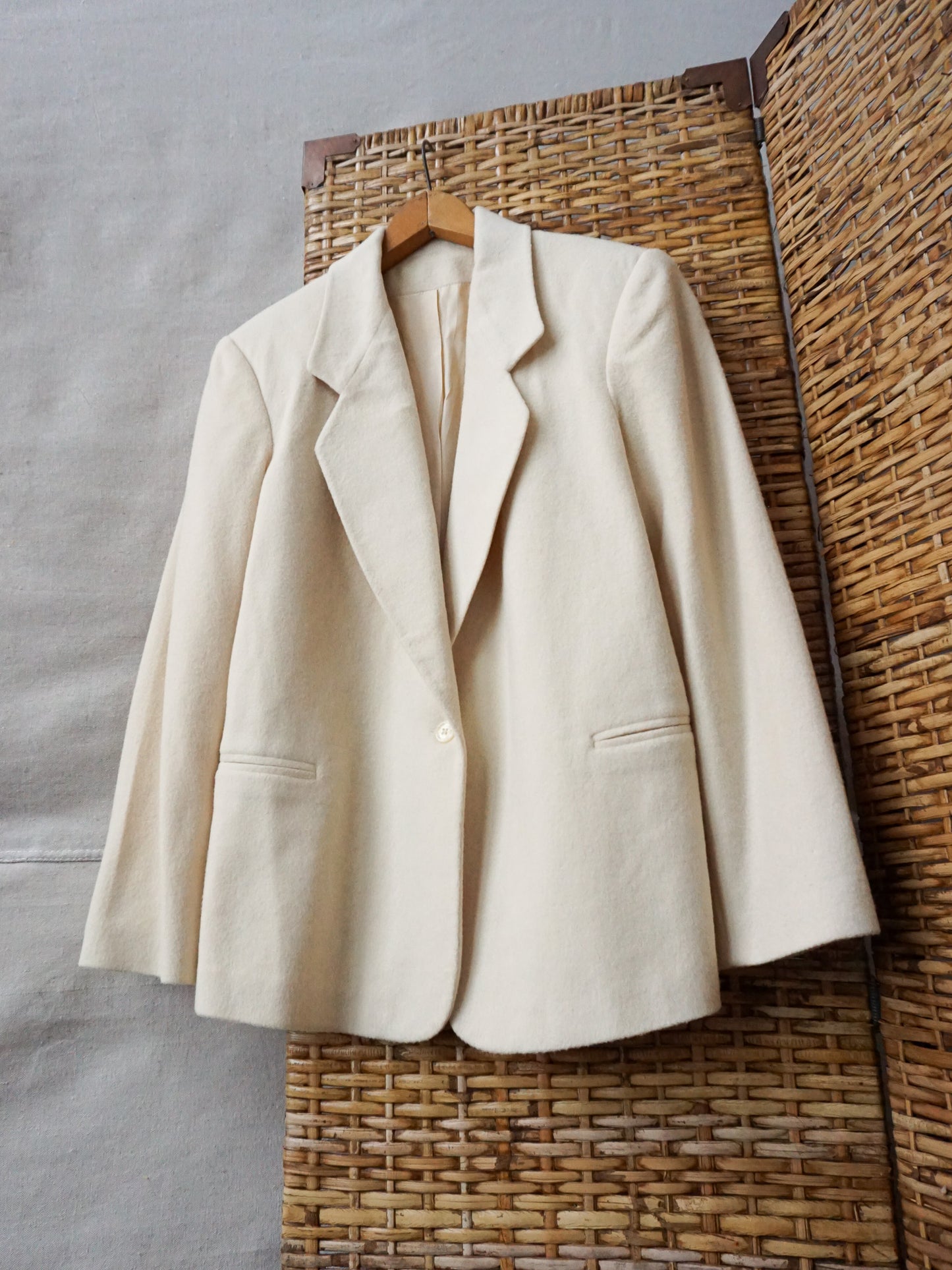 Neiman Marcus Collection Cashmere Blazer—[M/L]