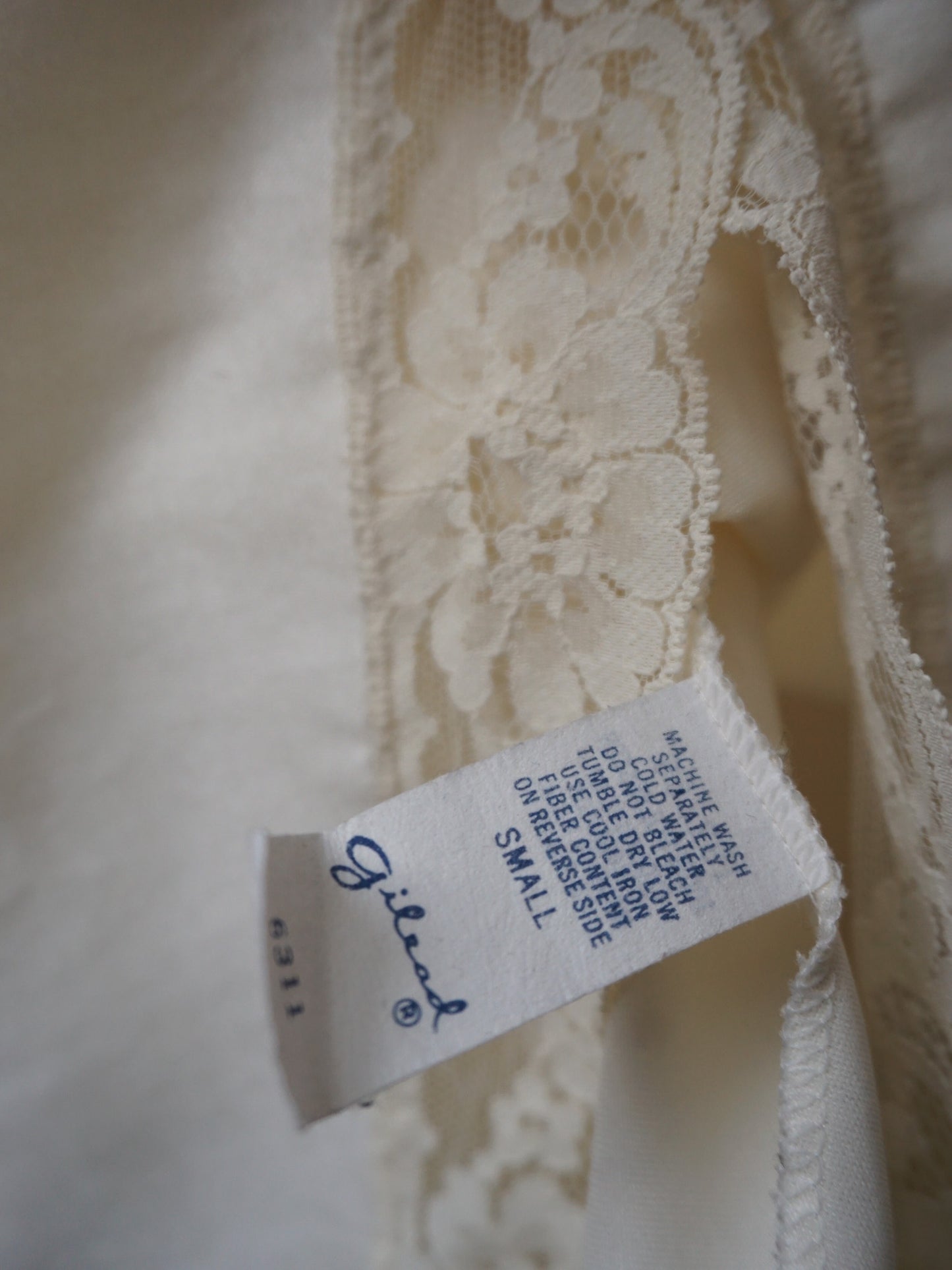 Vintage Satin Peignoir Set—[S]