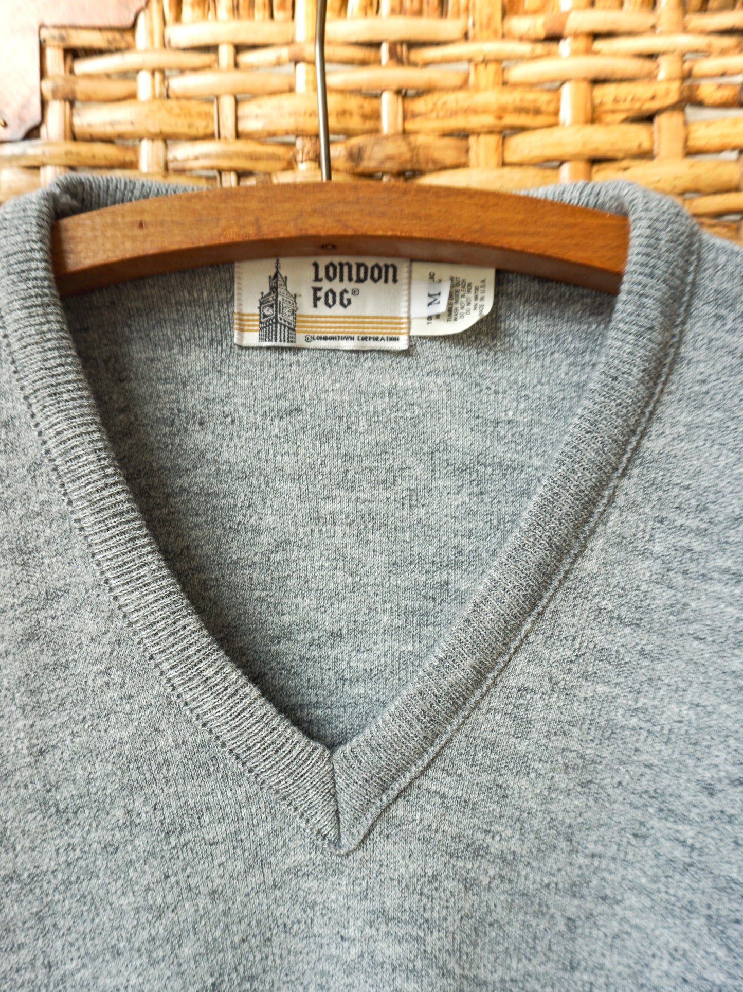 London Fog V-Neck Sweater—[M]