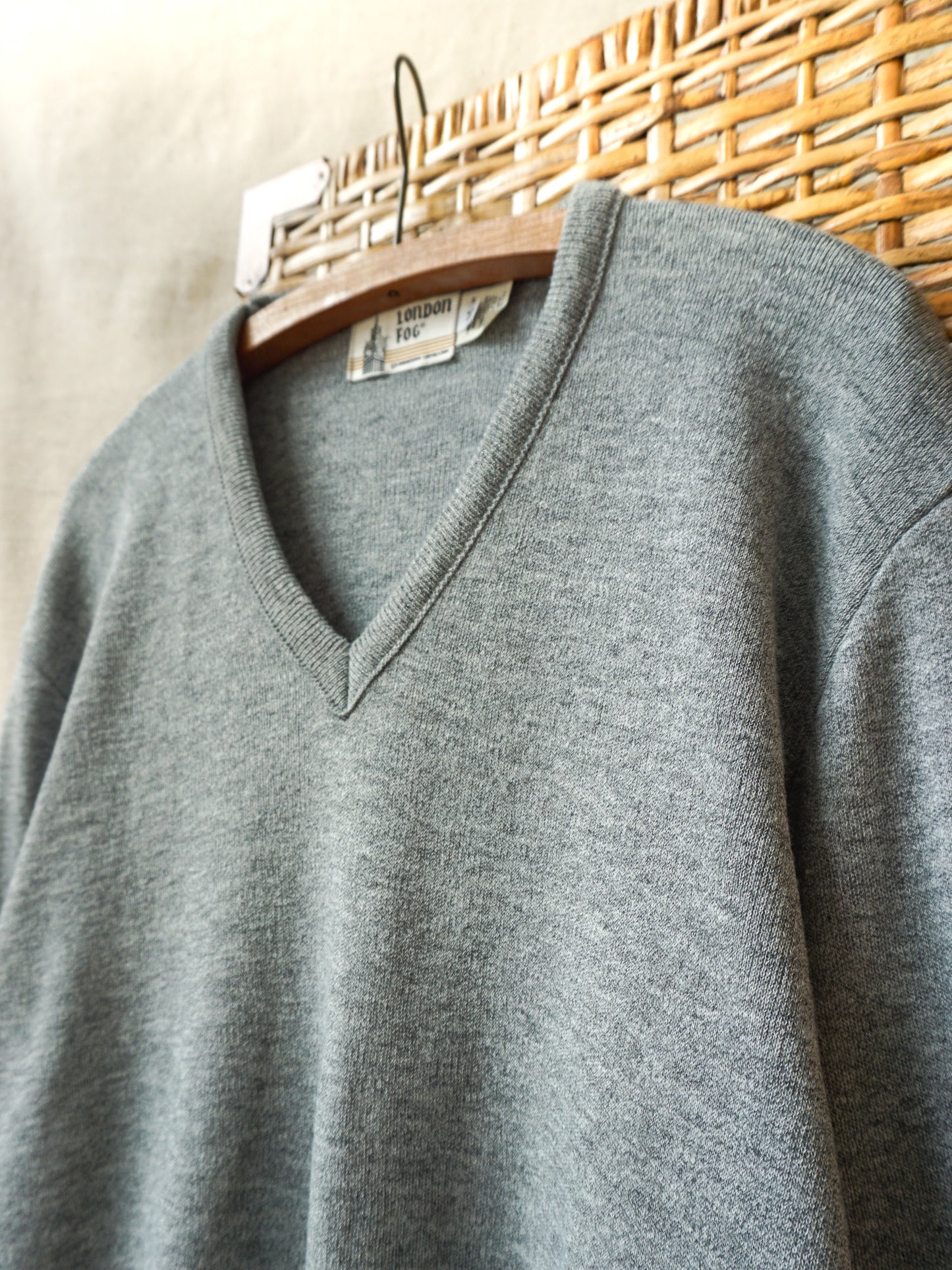 London Fog V-Neck Sweater—[M]