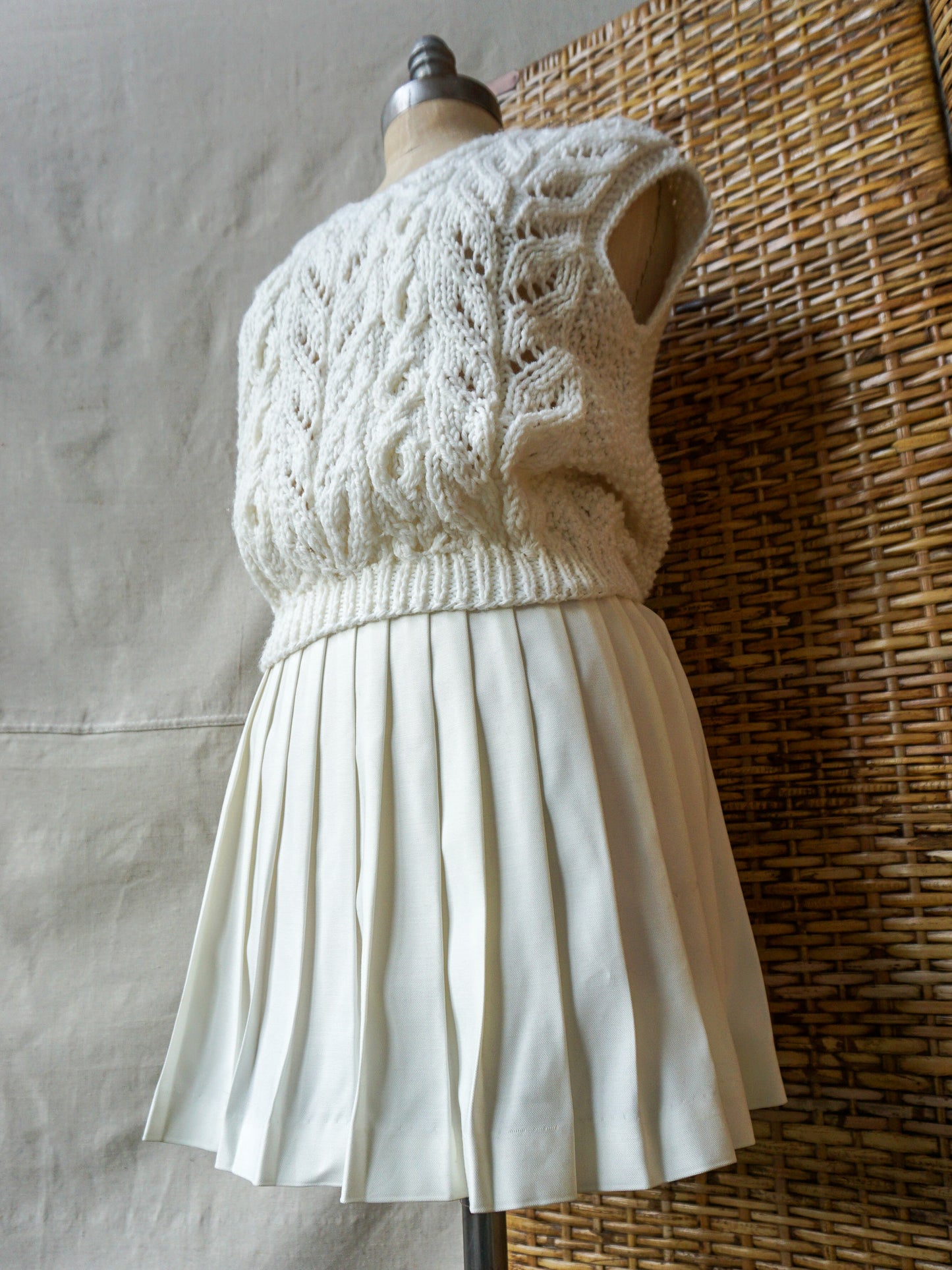 Hand Knit Vest—[M]