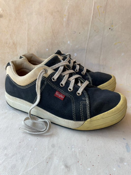 Simple Shoes—[M7.5 / W9]