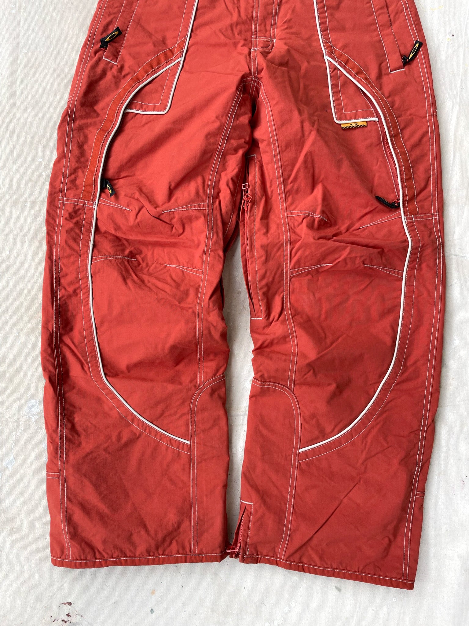 OAKLEY SOFTWARE SNOWPANTS—[S/30]