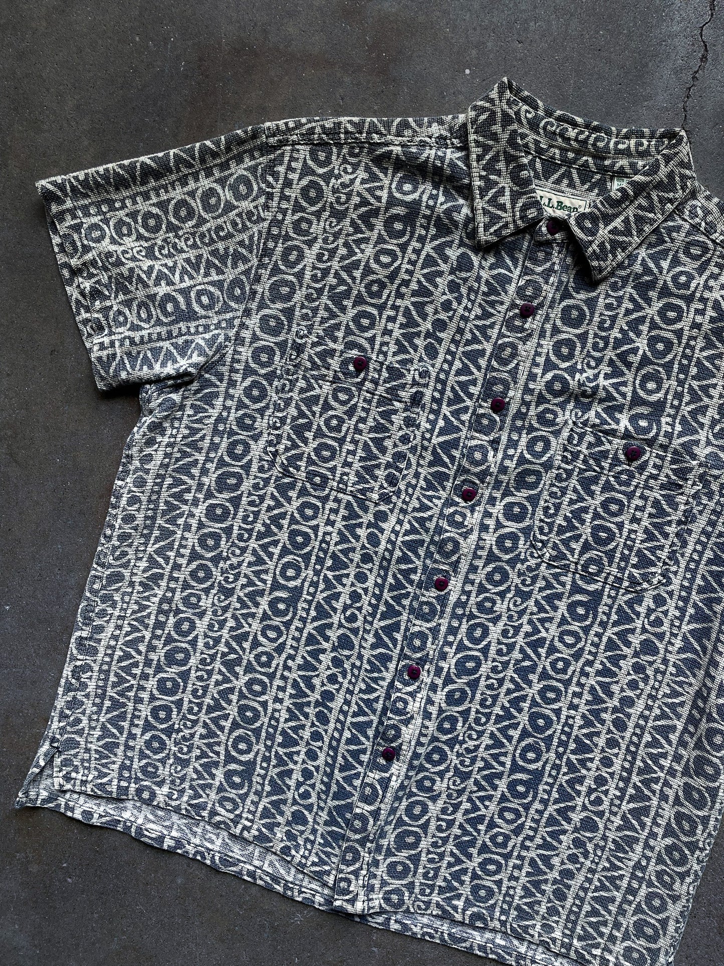 Vintage L.L.Bean Woven Geometric Short Sleeve Shirt—[L]