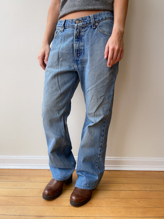 Levi’s 517 Low Rise Boot Cut Jeans—[30x29]