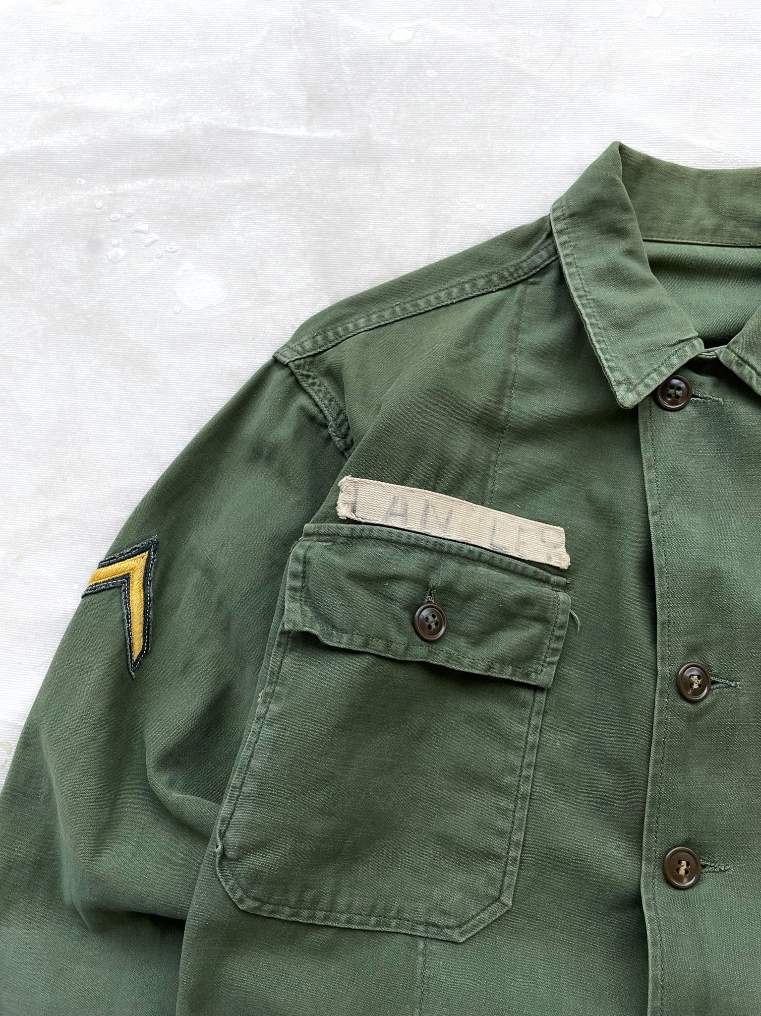 US Army Military Button Up Shirt—[S/M] – mahshu