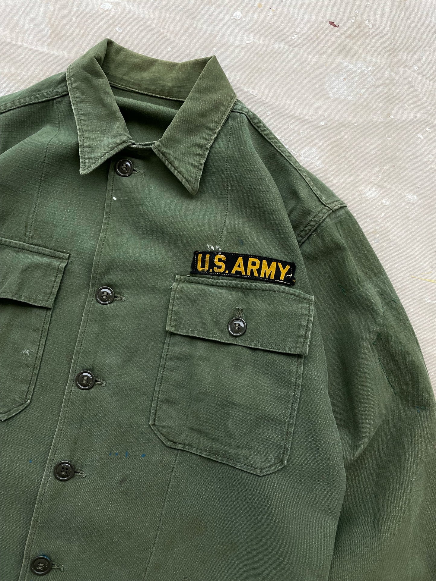 US Army Military Button Up Shirt—[M]