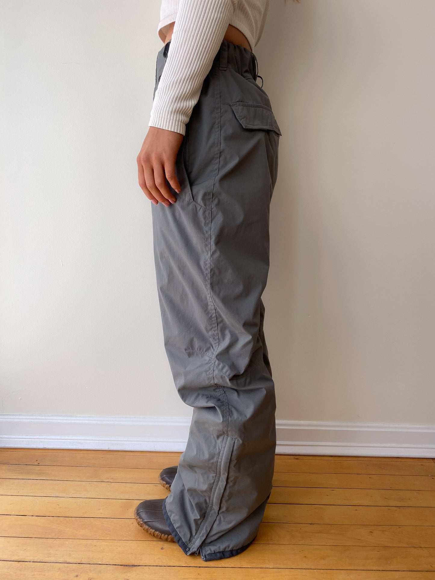 Columbia Insulated Cargo Snow Pants—[S]