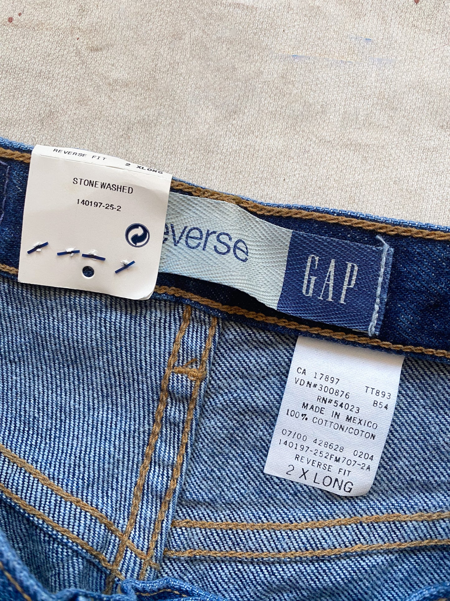90's GAP Deadstock Reverse Fit Jeans—[25x35]