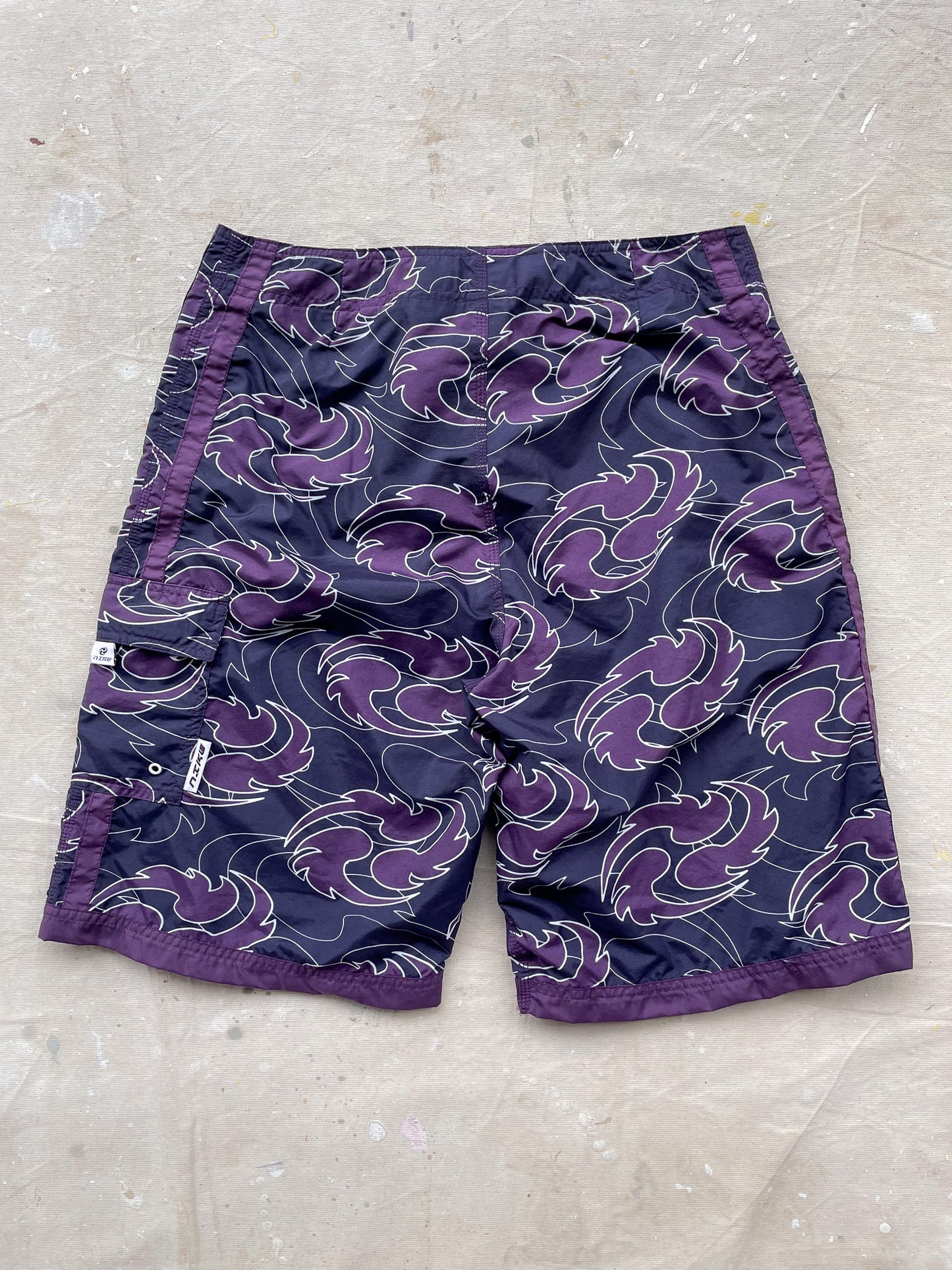 NIKE SWIM TRUNKS—[32]