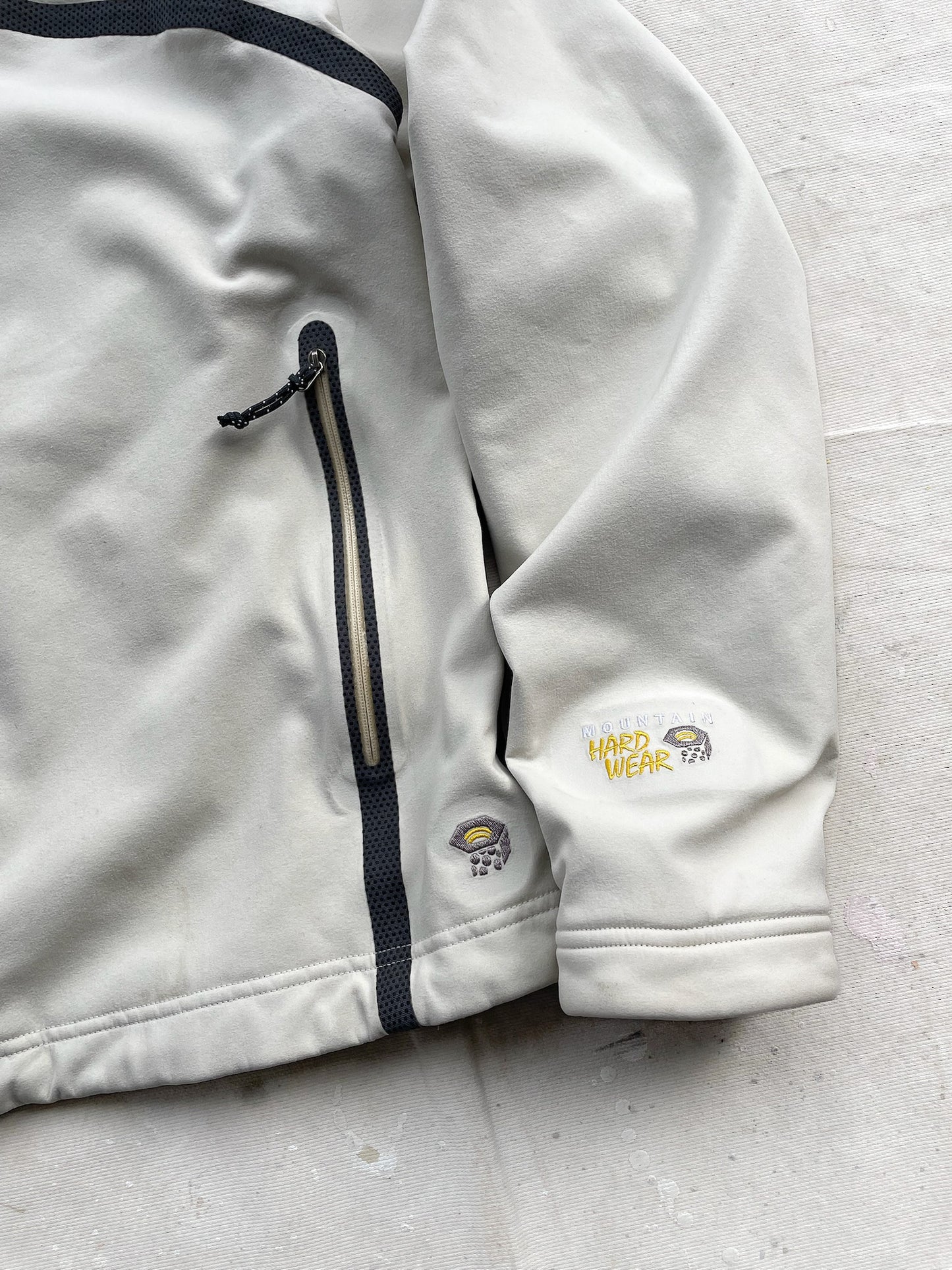 Mountain Hard Wear Conduit Softshell Jacket—[M]