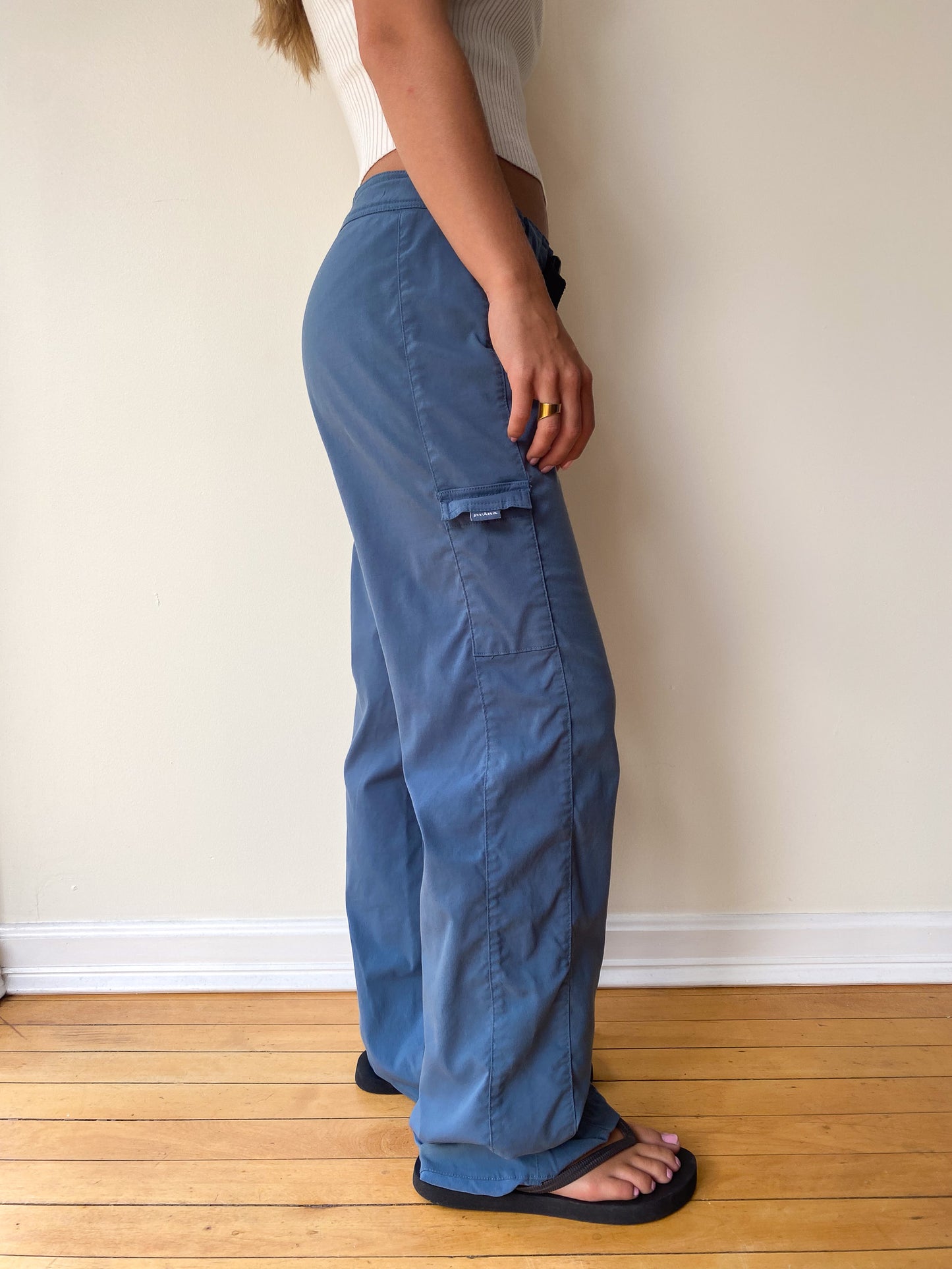 Prana leggings navy blue Size medium Shipping - Depop