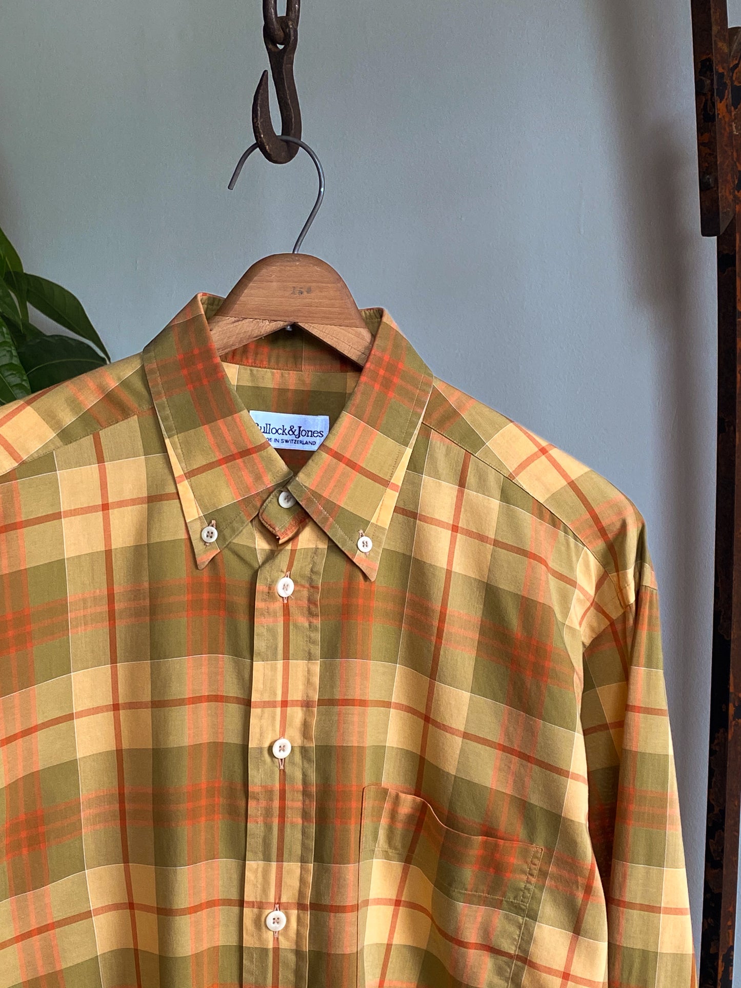 Bullock & Jones Button-Down Plaid Shirt—[M]