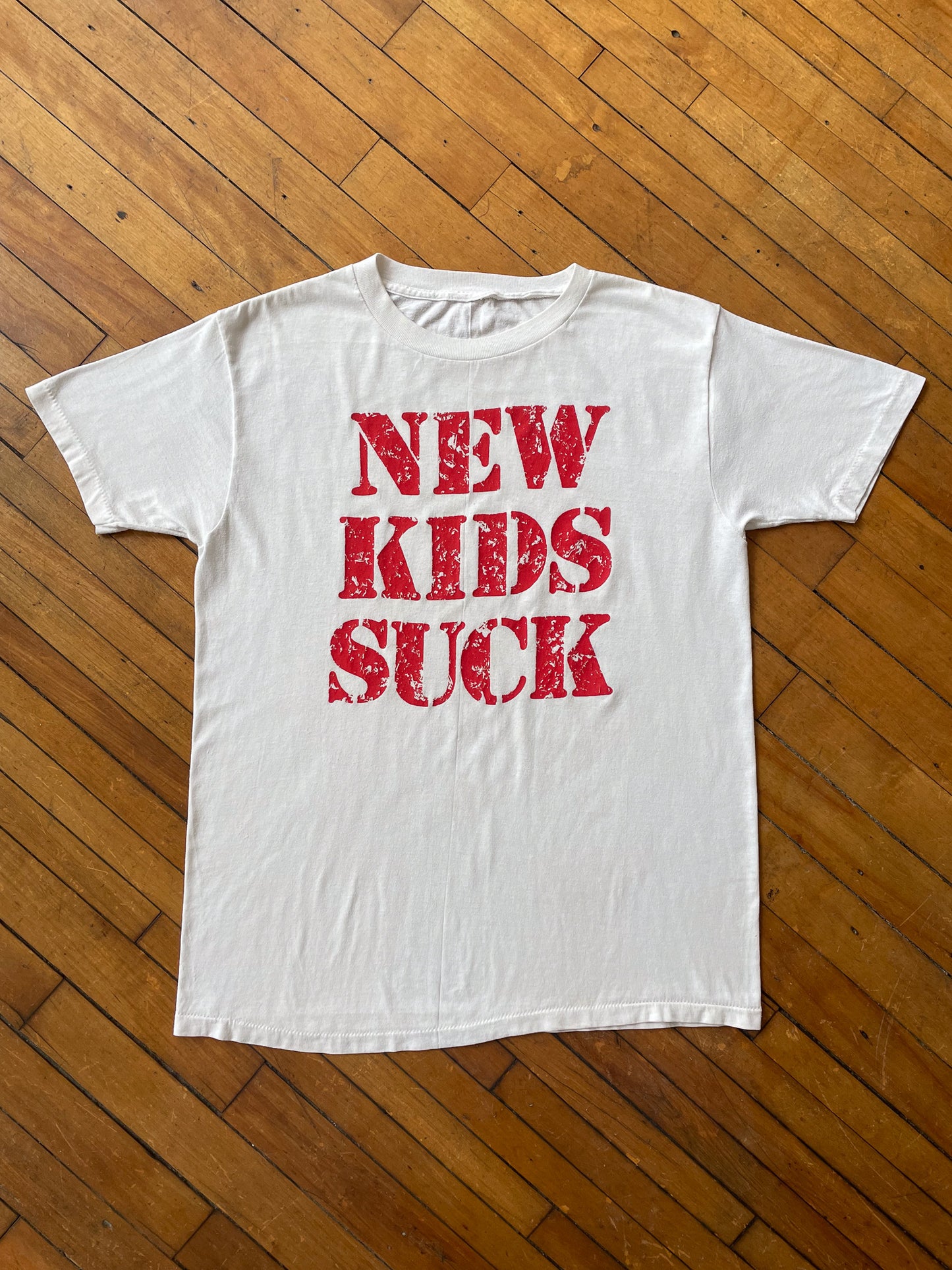 "New Kids Suck" T-Shirt [L]