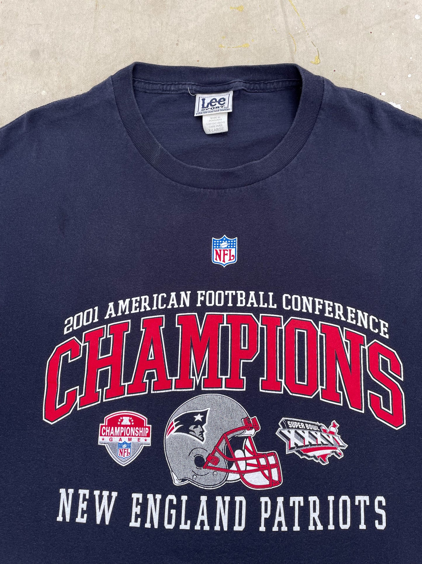 NEW ENGLAND PATRIOTS T-SHIRT [XL]