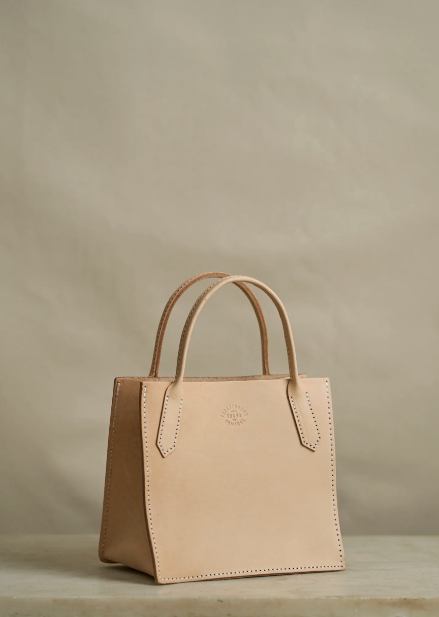 Dock Bag in Natural Veg Tan—[Standard]