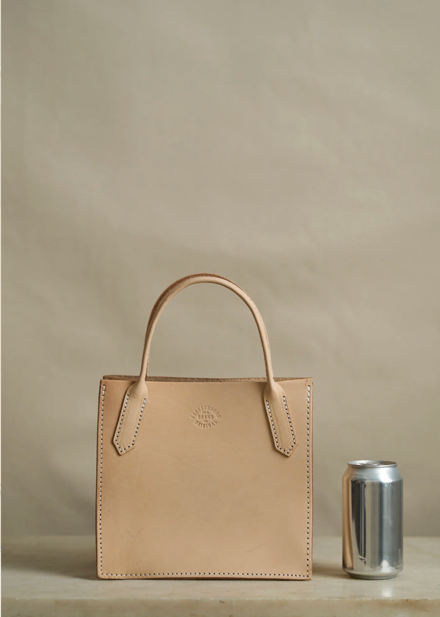 Dock Bag in Natural Veg Tan—[Standard]