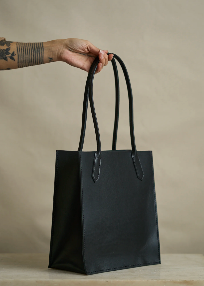Dock Bag in Black Latigo—[Tall]