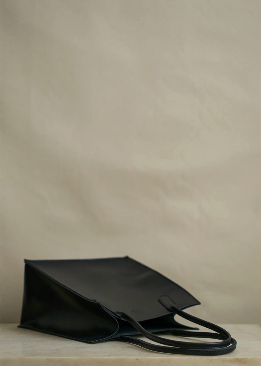 Dock Bag in Black Latigo—[Tall]