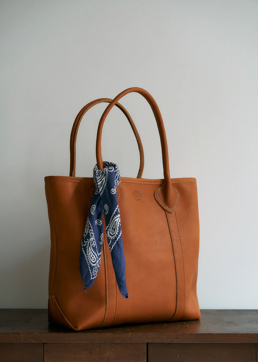 Leather Passenger Tote in Dark Caramel