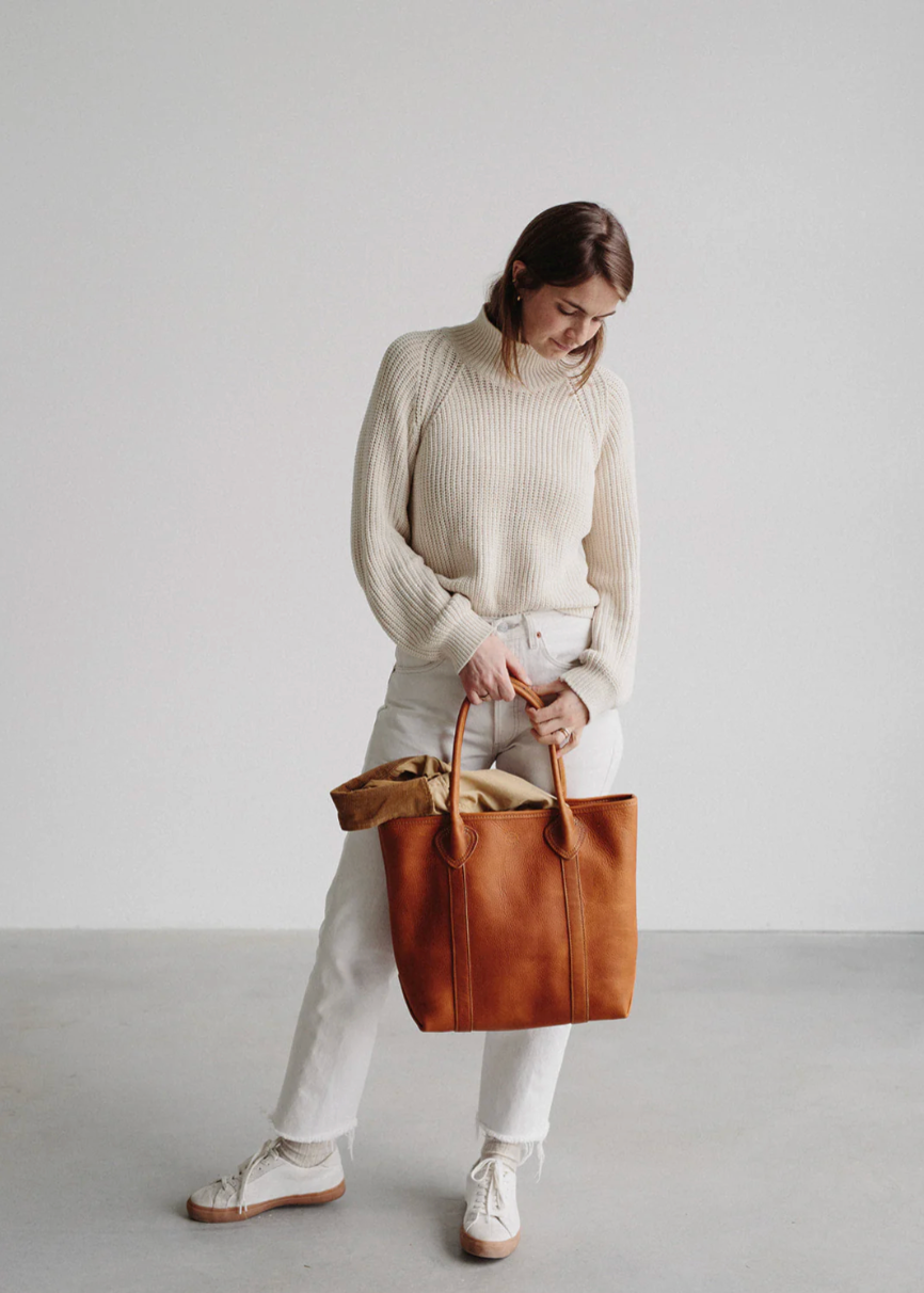 Leather Passenger Tote in Dark Caramel