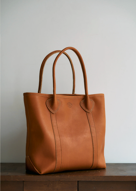 Leather Passenger Tote in Dark Caramel