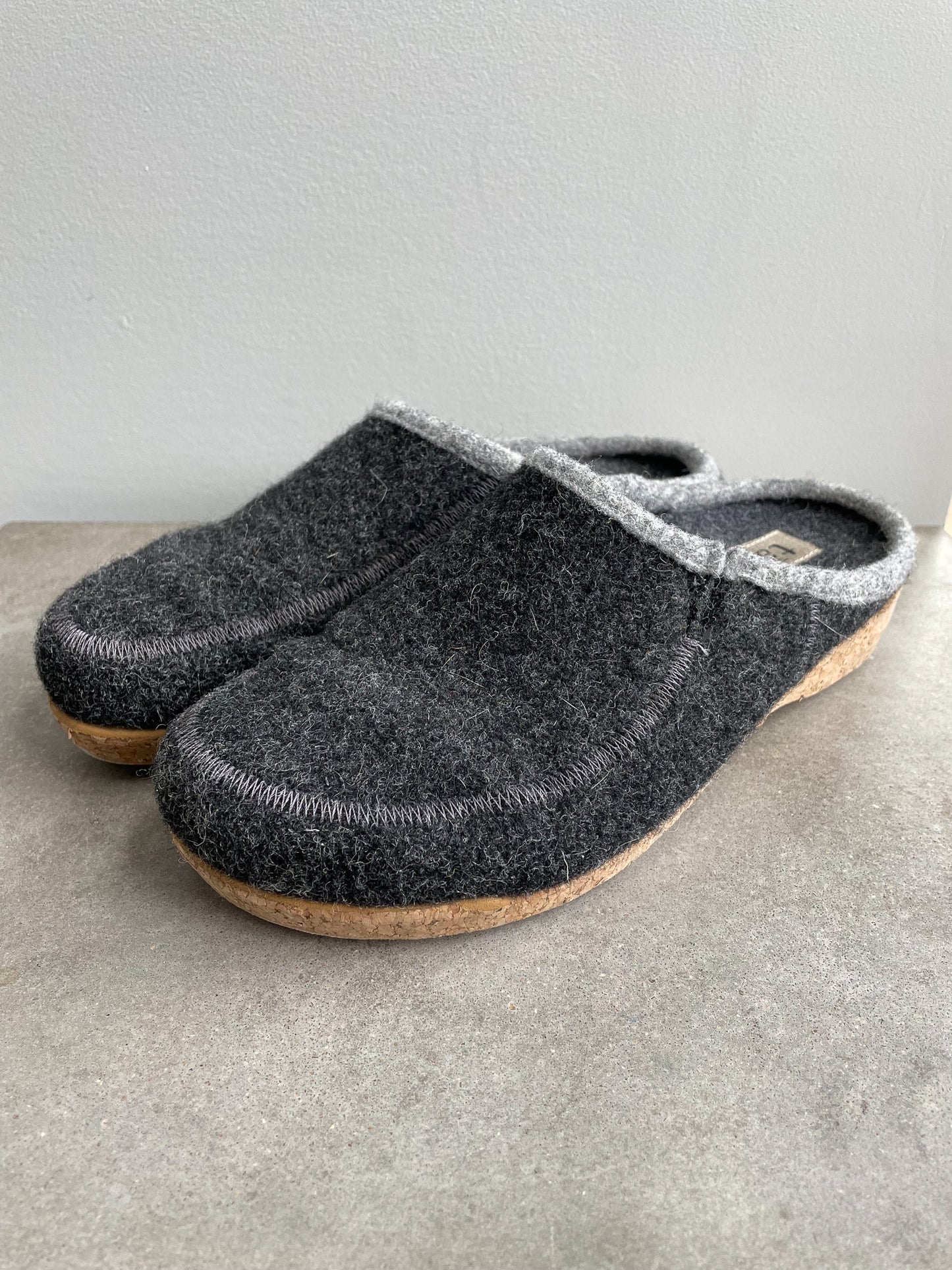 TAOS WOOL MULES