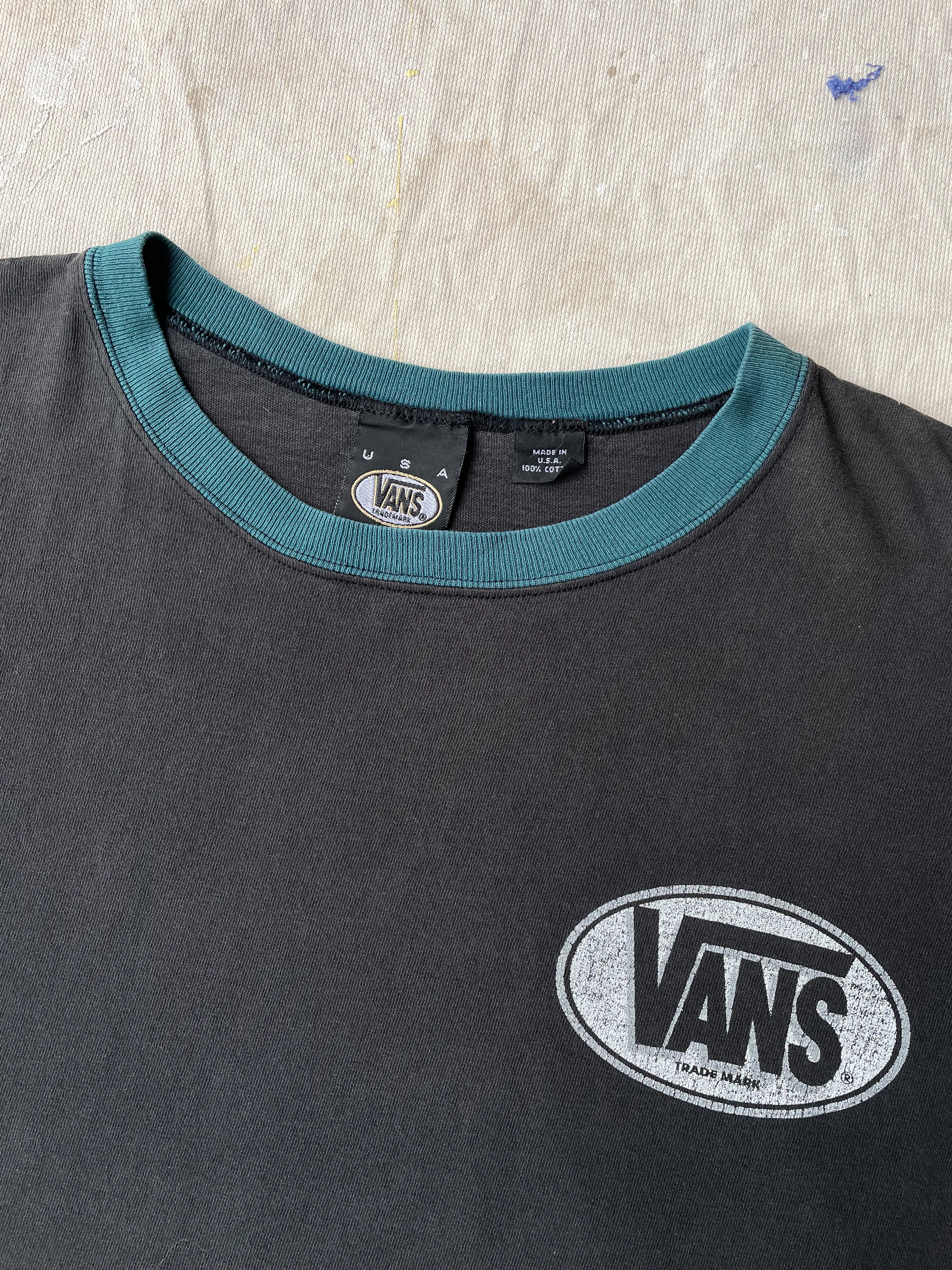 Vans t 2024 shirt xl