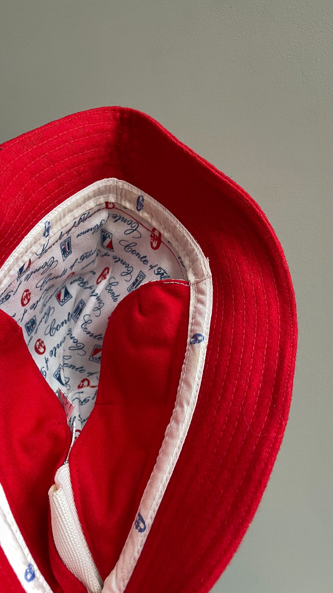 Conte of Florence Bucket Hat