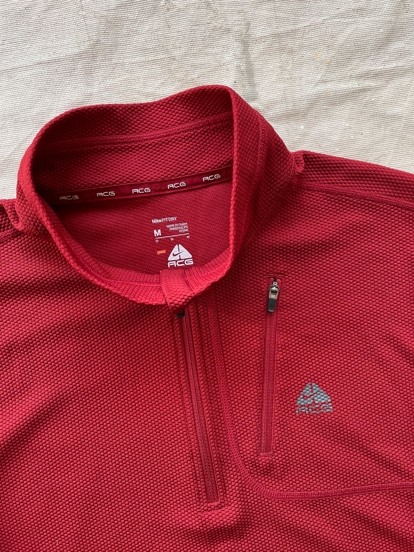 Nike ACG Dry Fit Quarter Zip Shirt—[M]