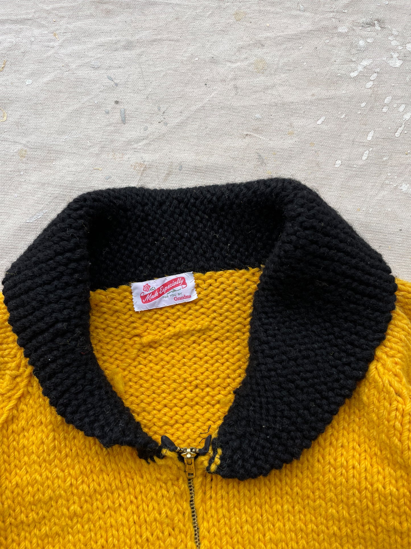 Grandma's Zip Cardigan Sweater—[XL]