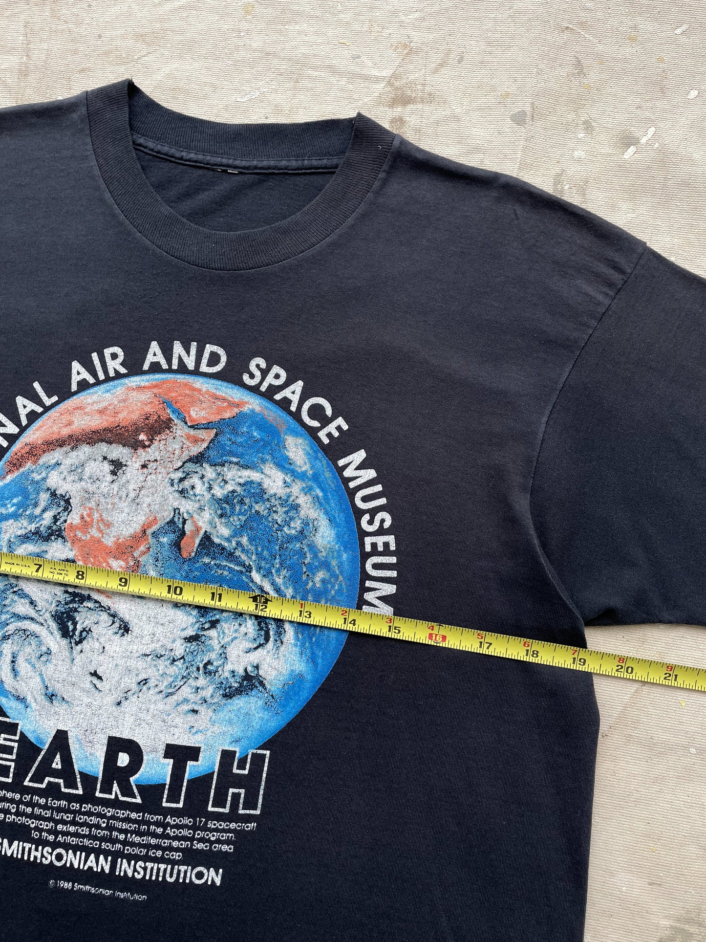 80's Smithsonian "Earth" T-Shirt—[M]