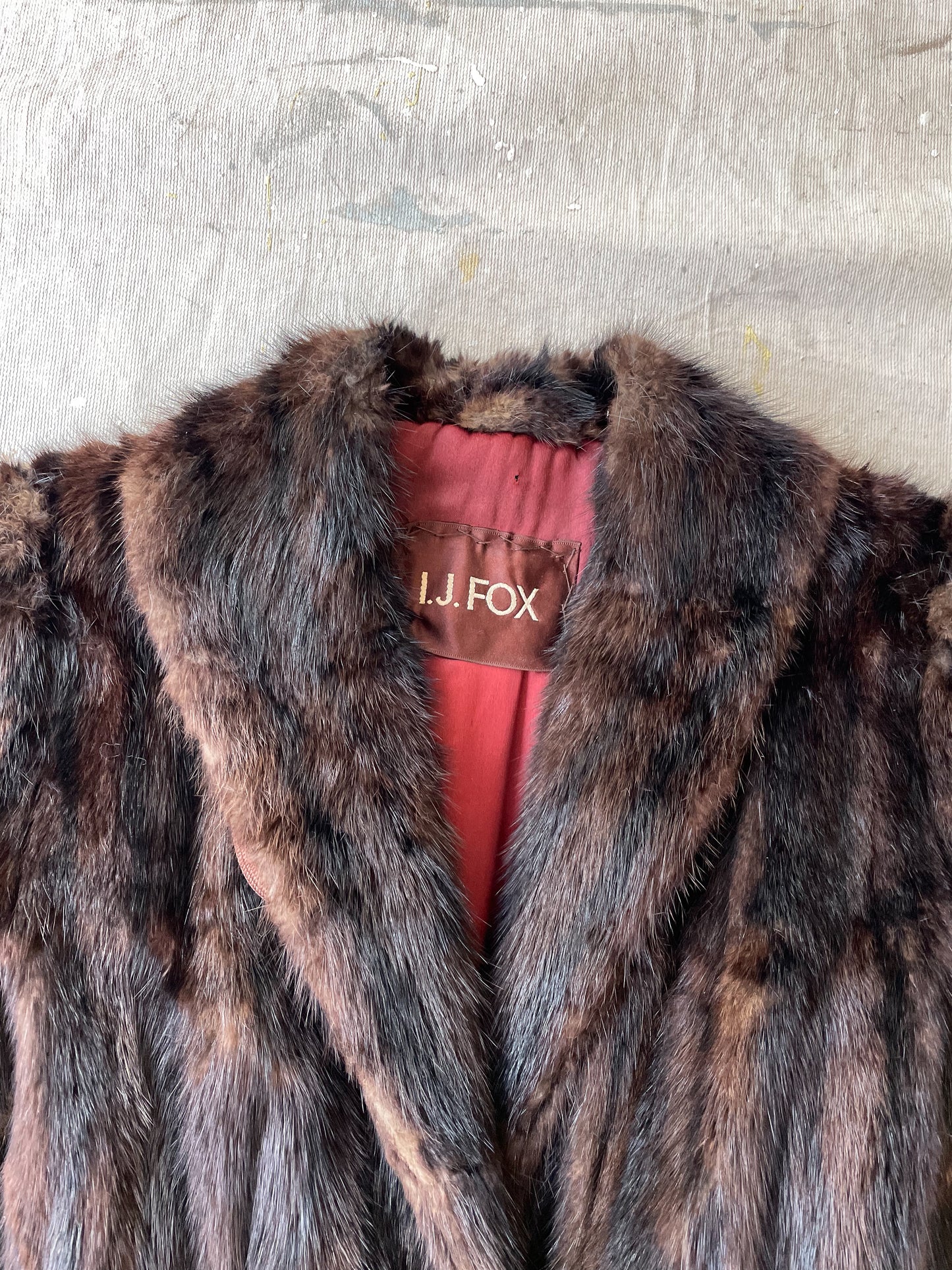 I.J.FOX Fur Coat—[L]