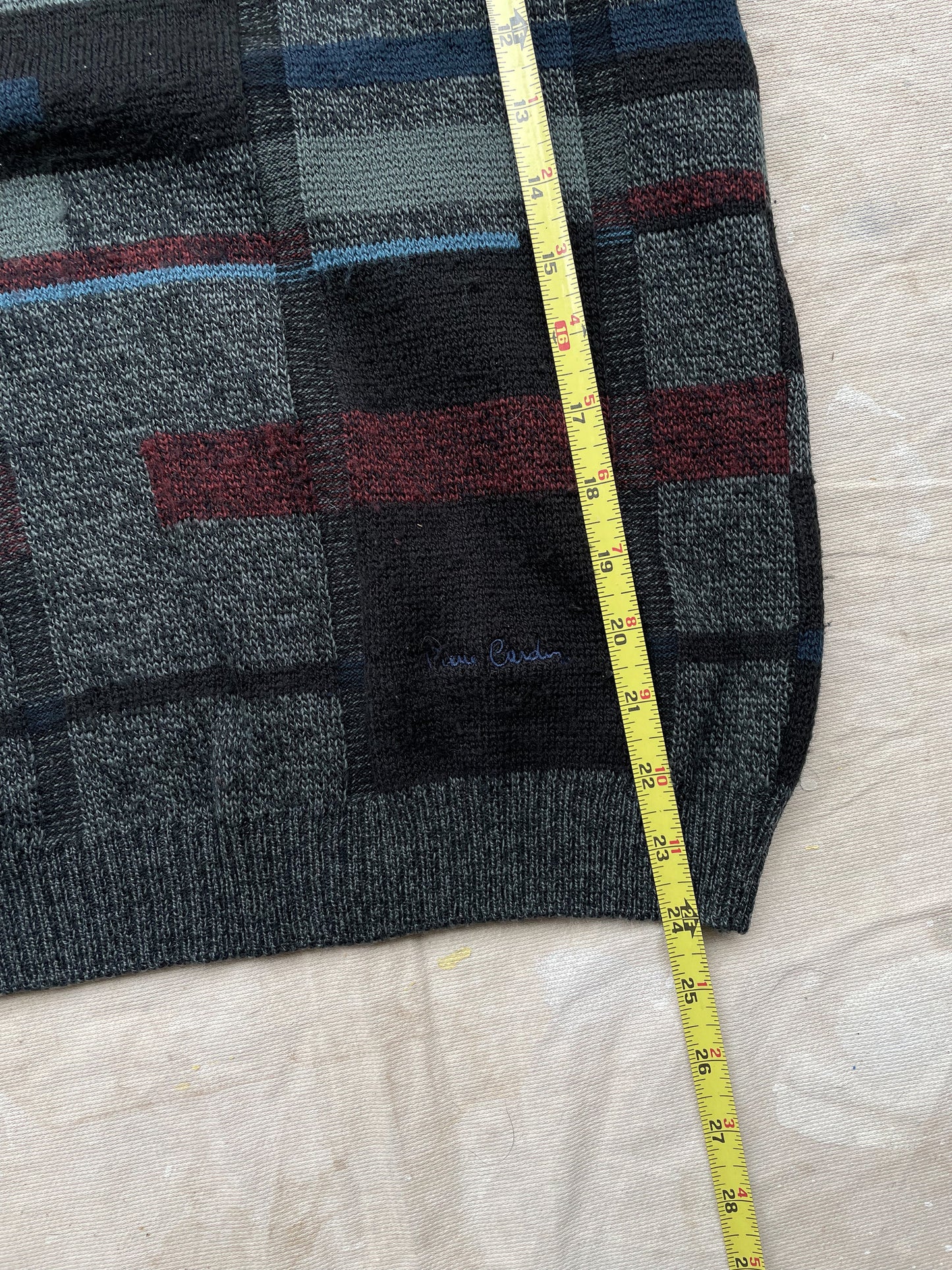 Geometric Sweater—[M]